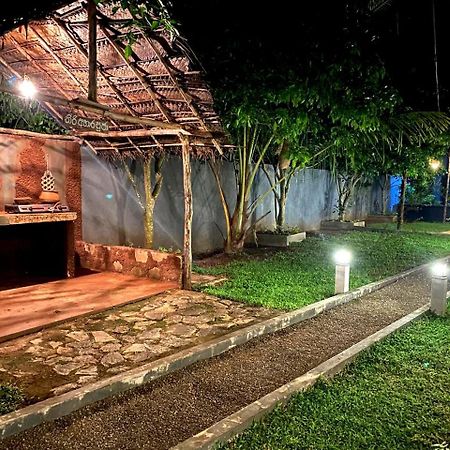 Athyantha Resort Anuradhapura Exterior foto