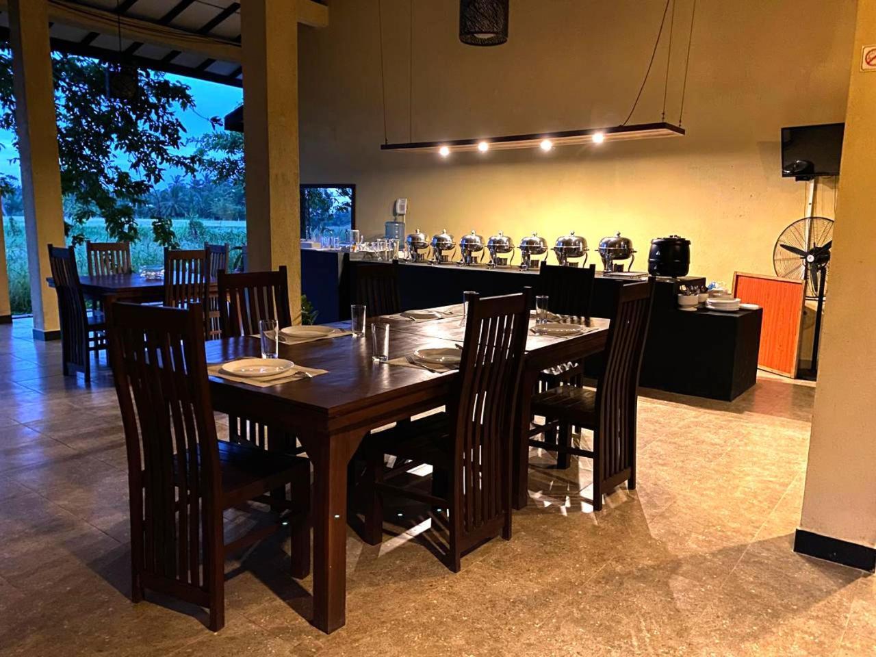 Athyantha Resort Anuradhapura Exterior foto